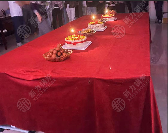 欢聚一堂：新力锅炉员工生日会与业务孙钢锋8年感谢会同庆