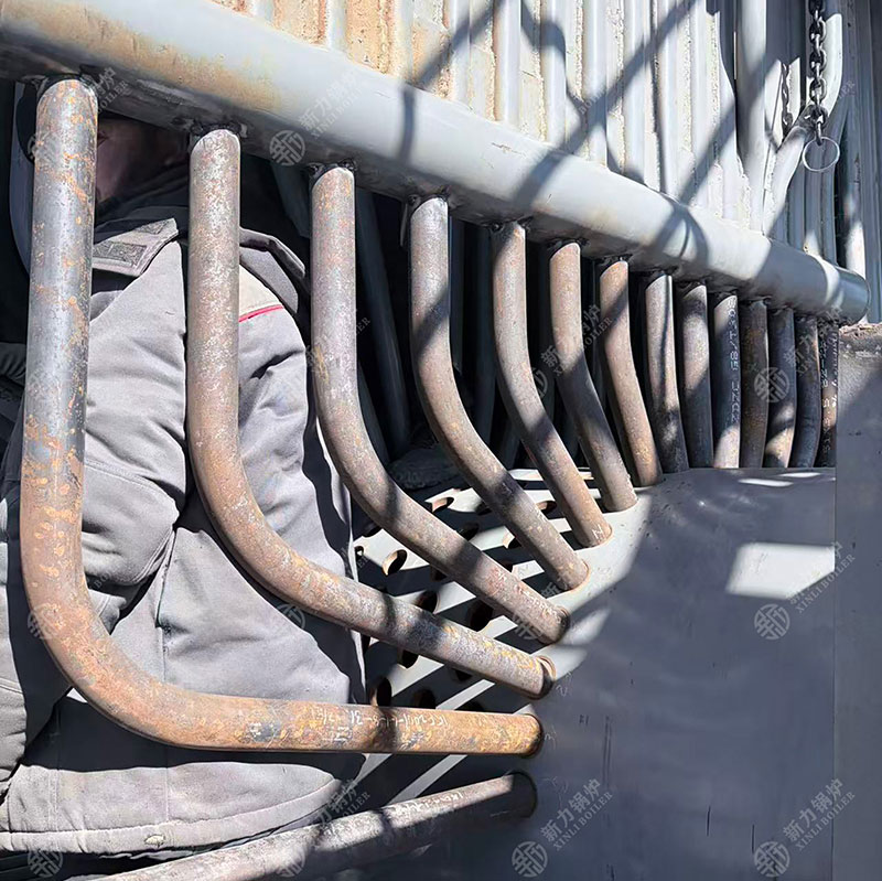 流化床锅炉安装现场
